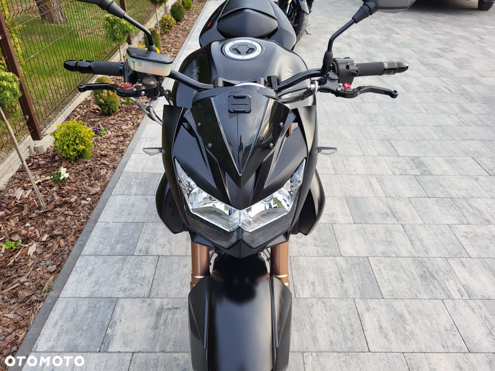 Kawasaki Z - 11
