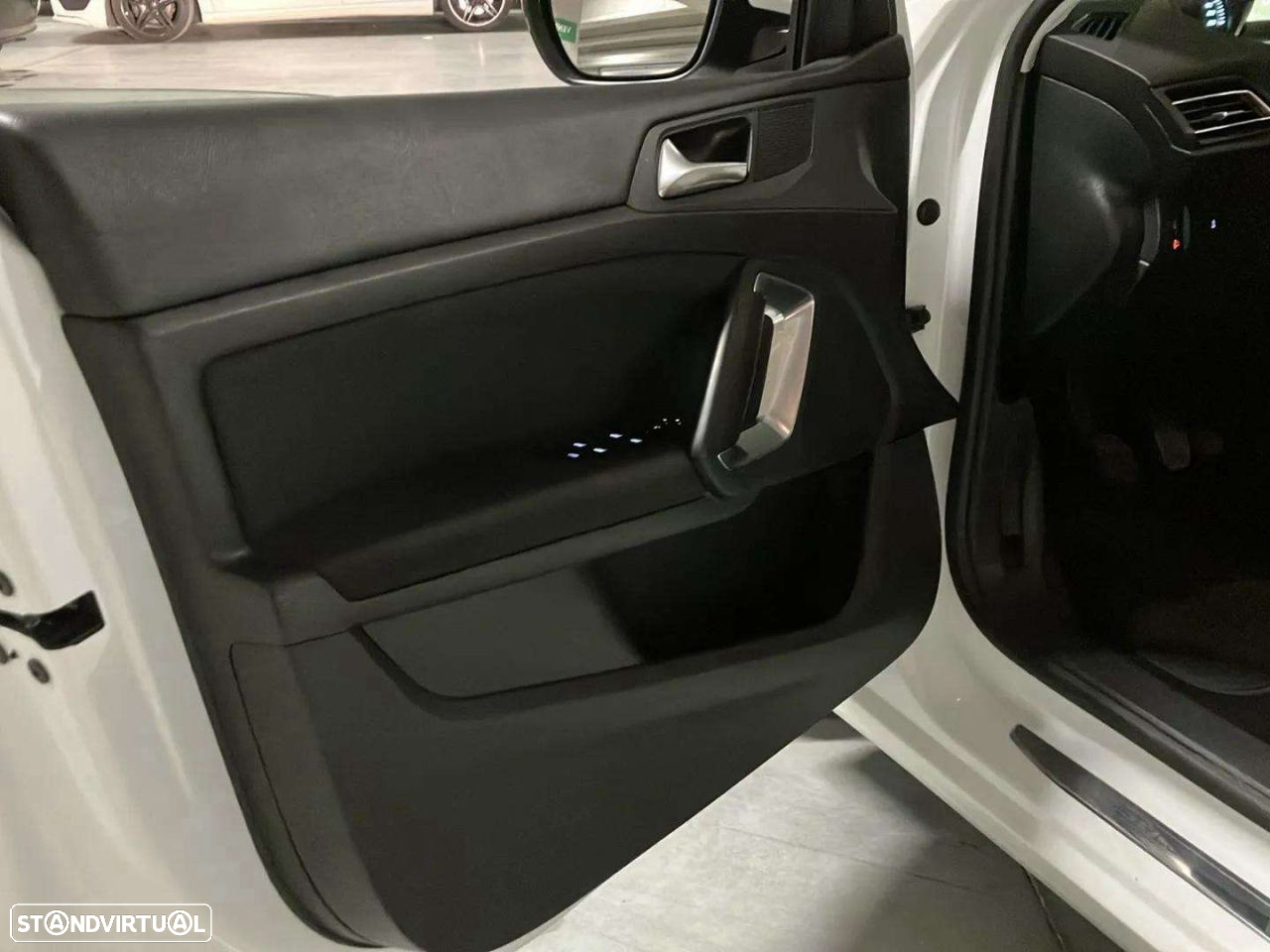 Peugeot 308 SW 1.5 BlueHDi Style - 19