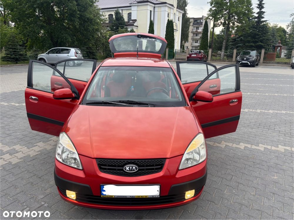 Kia Rio - 19