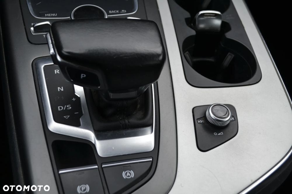 Audi Q7 - 35