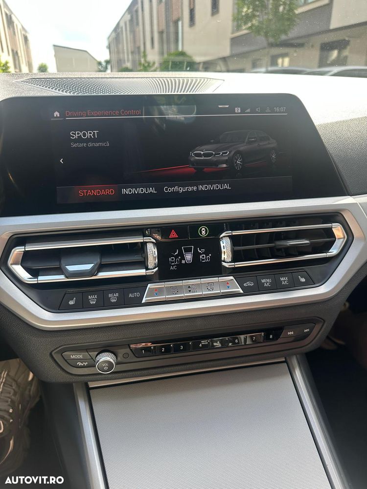 BMW Seria 3 318d Aut. - 9