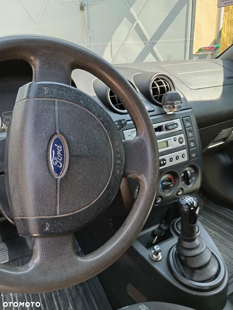 Ford Fiesta 1.25 - 5