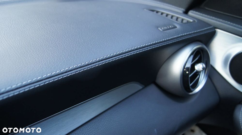 Mercedes-Benz Klasa C 200 T AMG Line - 20