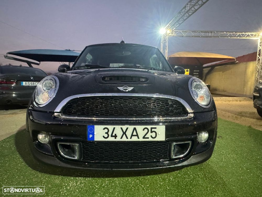 MINI Cabrio Cooper SD - 17