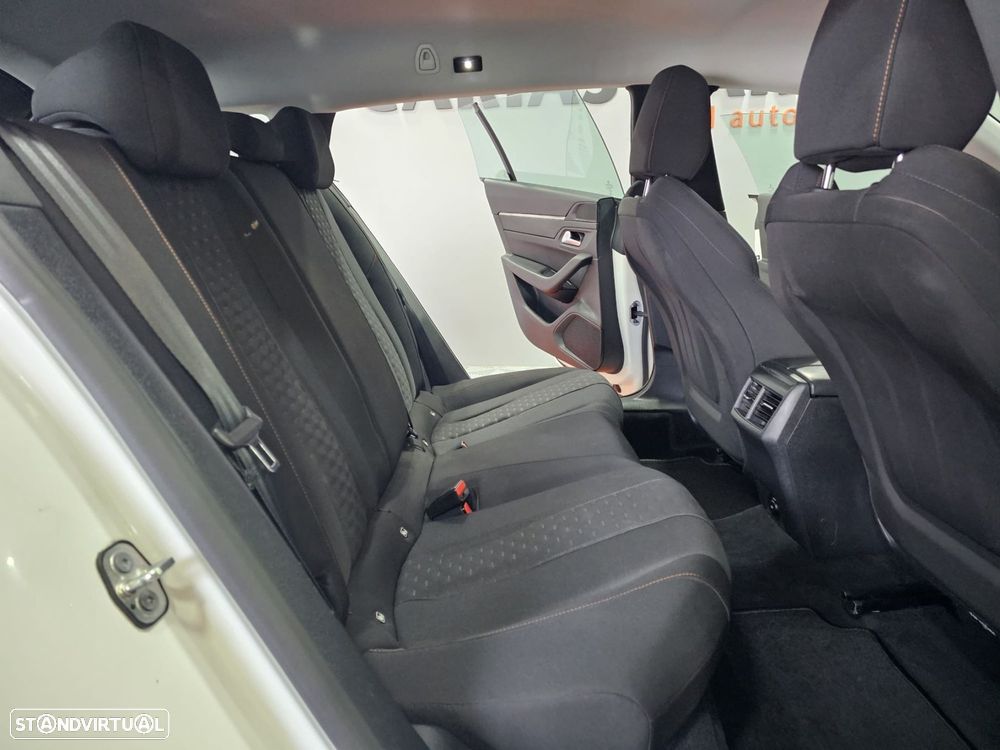 Peugeot 508 SW 1.5 BlueHDi Allure EAT8 - 14