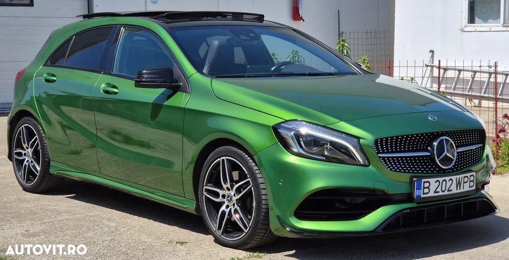 Mercedes-Benz A 250 7G-DCT AMG Line - 1