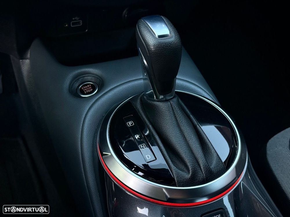 Nissan Juke 1.2 DIG-T N-Connecta - 17