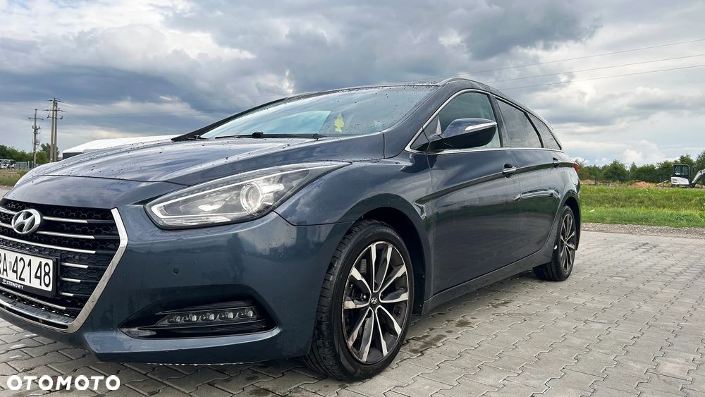 Hyundai i40 Kombi blue 1.7 CRDi DCT Premium - 4
