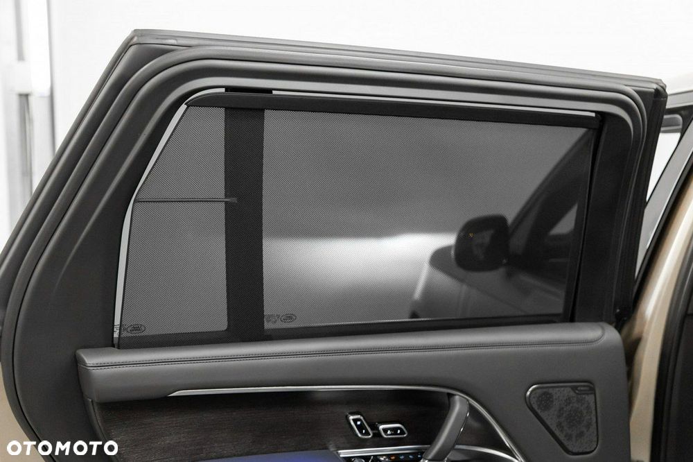 Land Rover Range Rover 4.4 V8 P535 LWB First Edition - 36