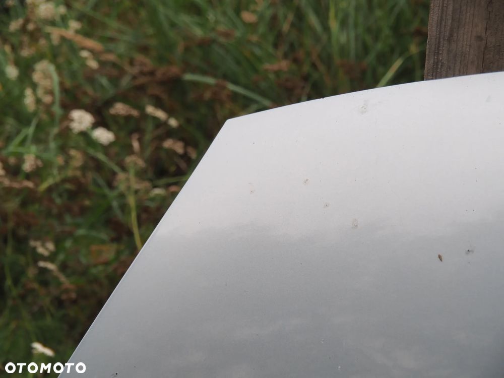 Maska pokrywa silnika Toyota Corolla Verso II 8S1 - 2