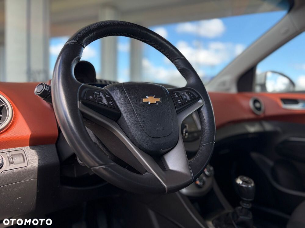 Chevrolet Aveo - 33