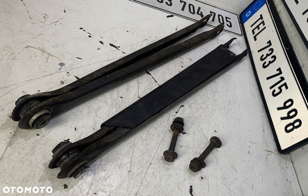 WAHACZ TYLNY DOLNY KOMPLET ŚRUBA BMW E46 - 2