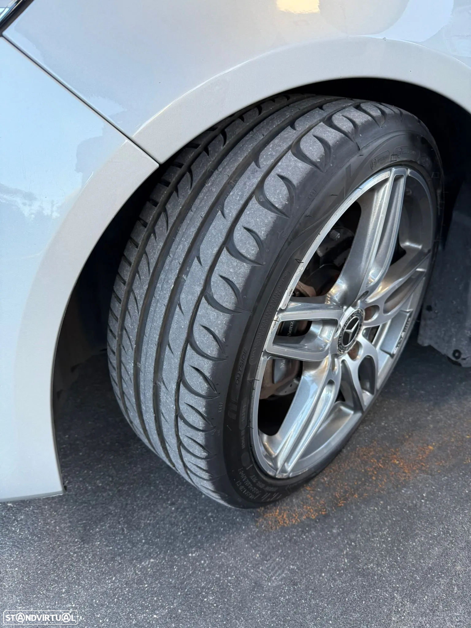 Mercedes-Benz CLA 180 d AMG Line - 15