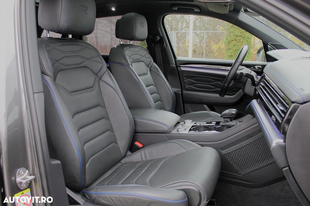 Volkswagen Touareg 3.0 V6 e-Hybrid 4Motion Aut. R - 11