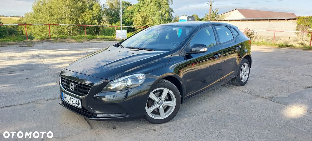 Volvo V40 D2 Momentum - 10