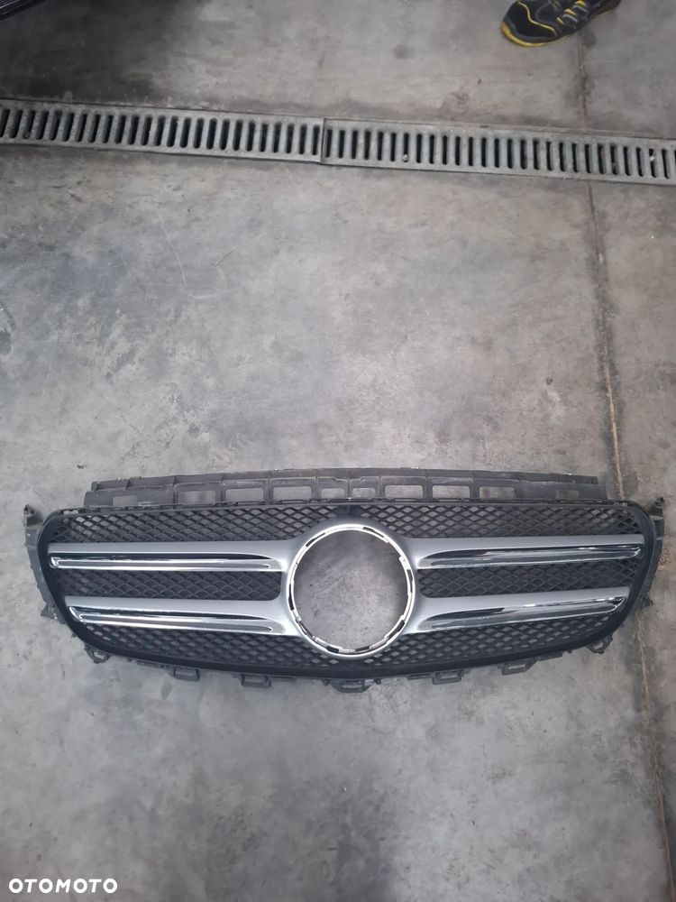 Mercedes atrapa grill W213 A 2138880123 - 1