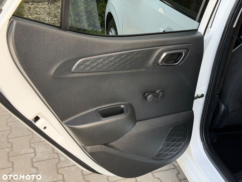 Hyundai i10 1.0 EDITION 30 - 24