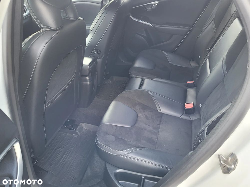 Volvo V40 D2 RDesign - 24