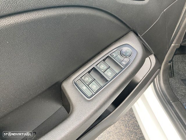 Renault Clio 1.0 TCe Exclusive - 25