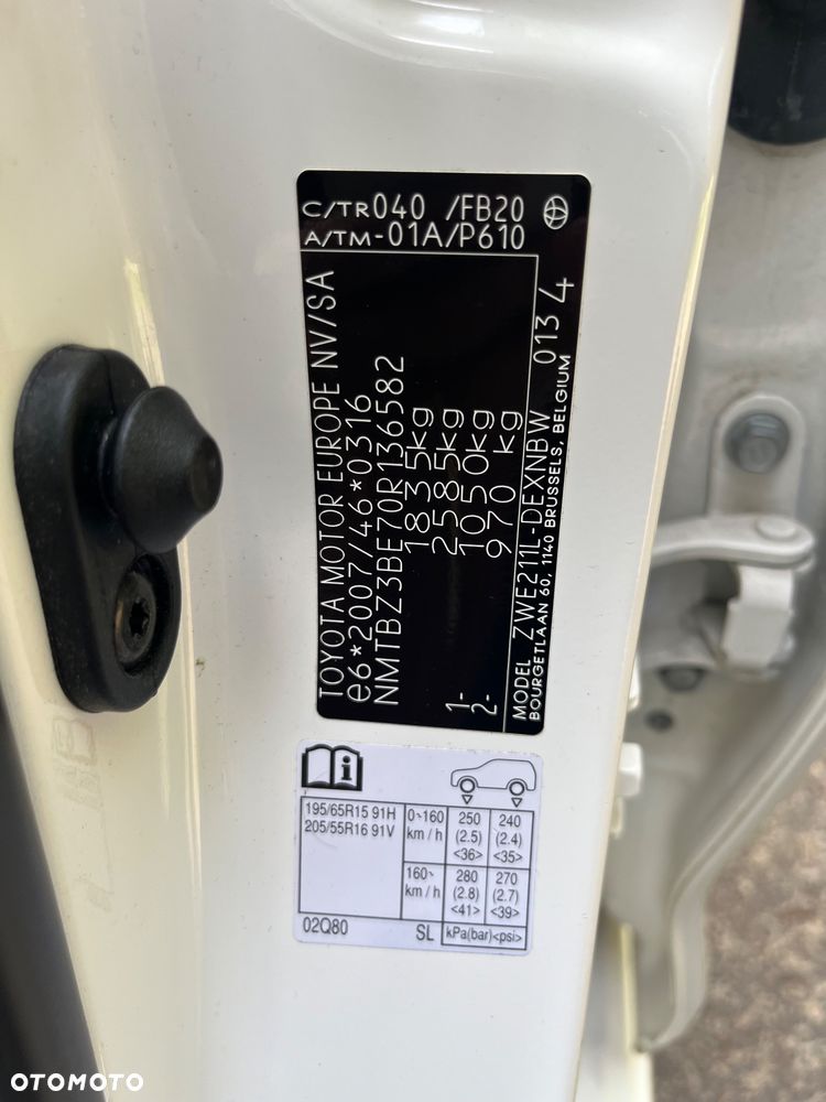 Toyota Corolla 1.8 Hybrid Comfort - 18