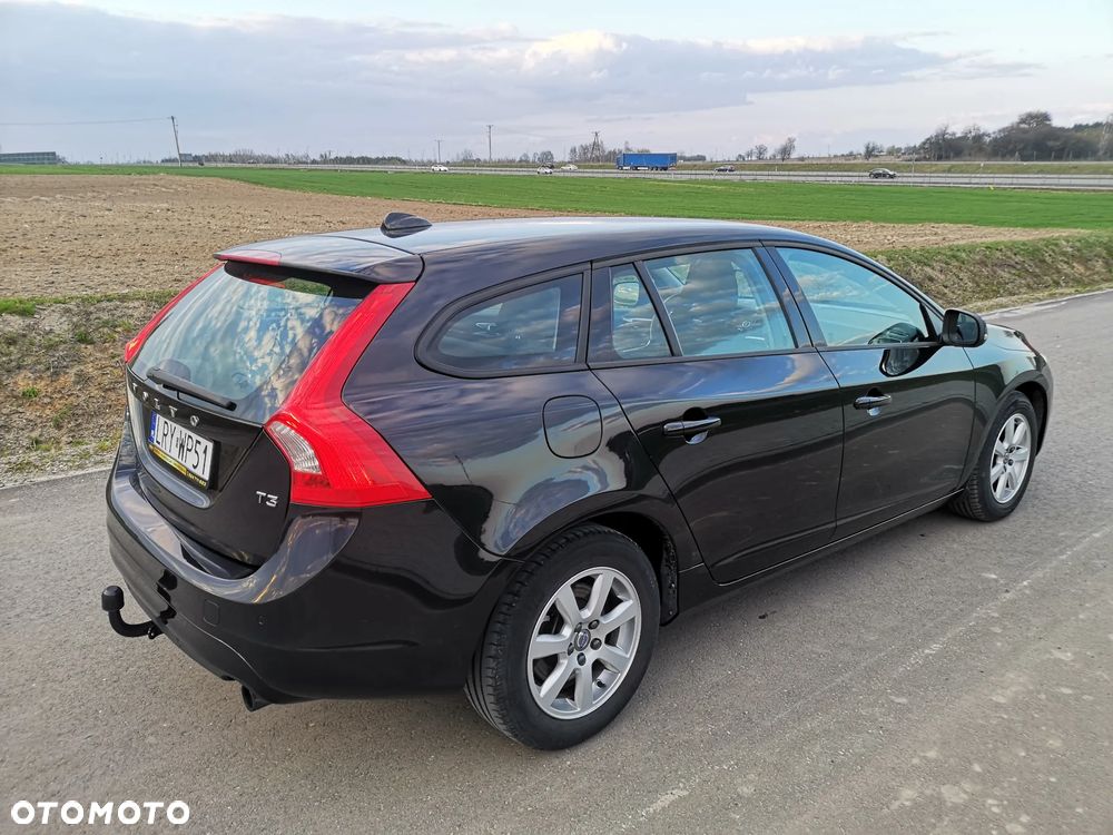 Volvo V60 T3 - 4