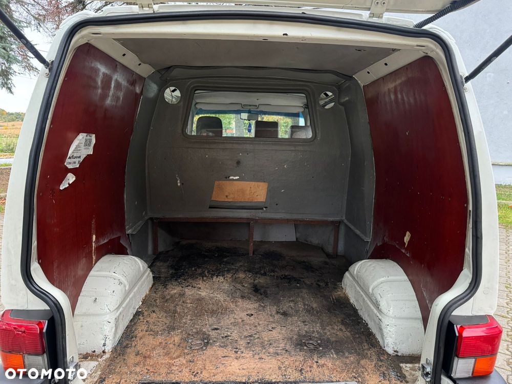 Volkswagen Transporter - 8
