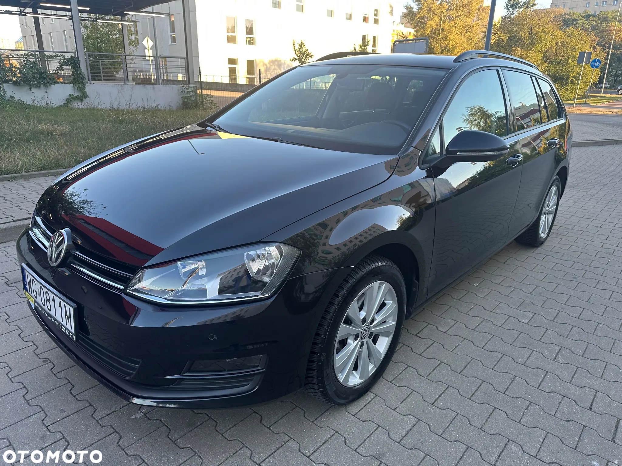 Volkswagen Golf 1.4 TSI BlueMotion Technology DSG Comfortline - 24