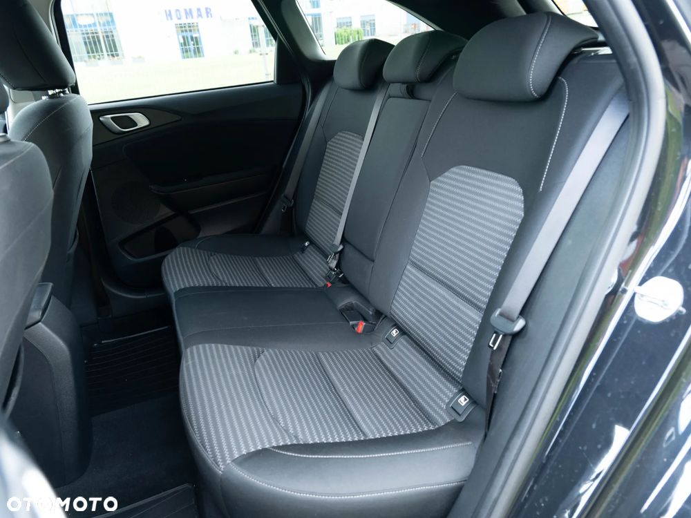 Kia Ceed 1.5 T-GDI M DCT - 18