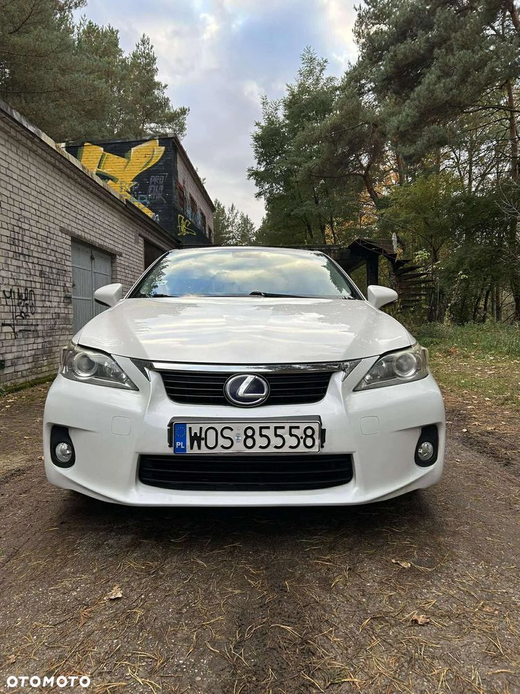 Lexus CT 200h - 2