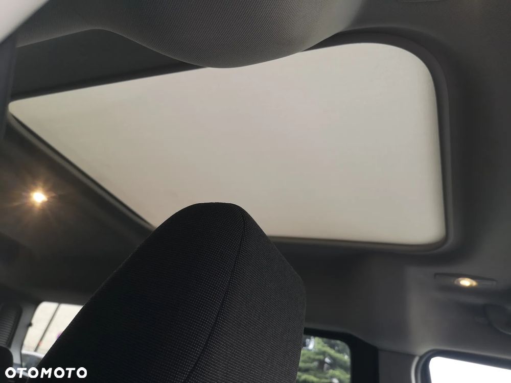 Ford Tourneo Connect Grand - 8