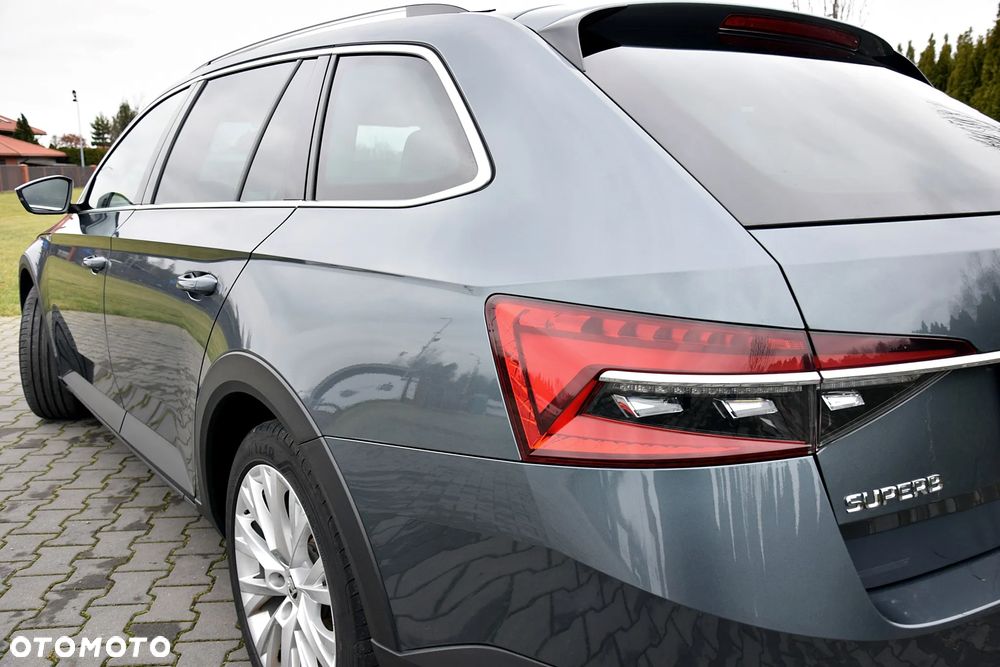 Skoda Superb 2.0 TDI 4x4 DSG Scout - 12