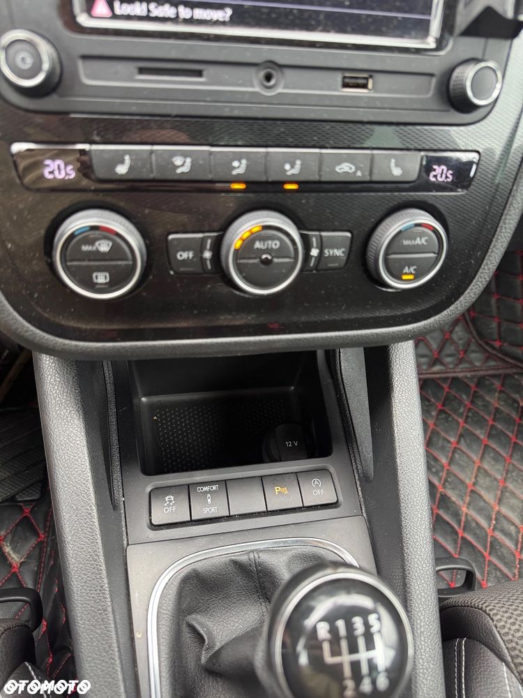 Volkswagen Scirocco 2.0 TDI BMT - 14