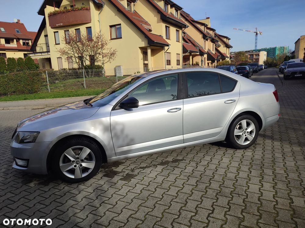 Skoda Octavia 2.0 TDI Style - 3