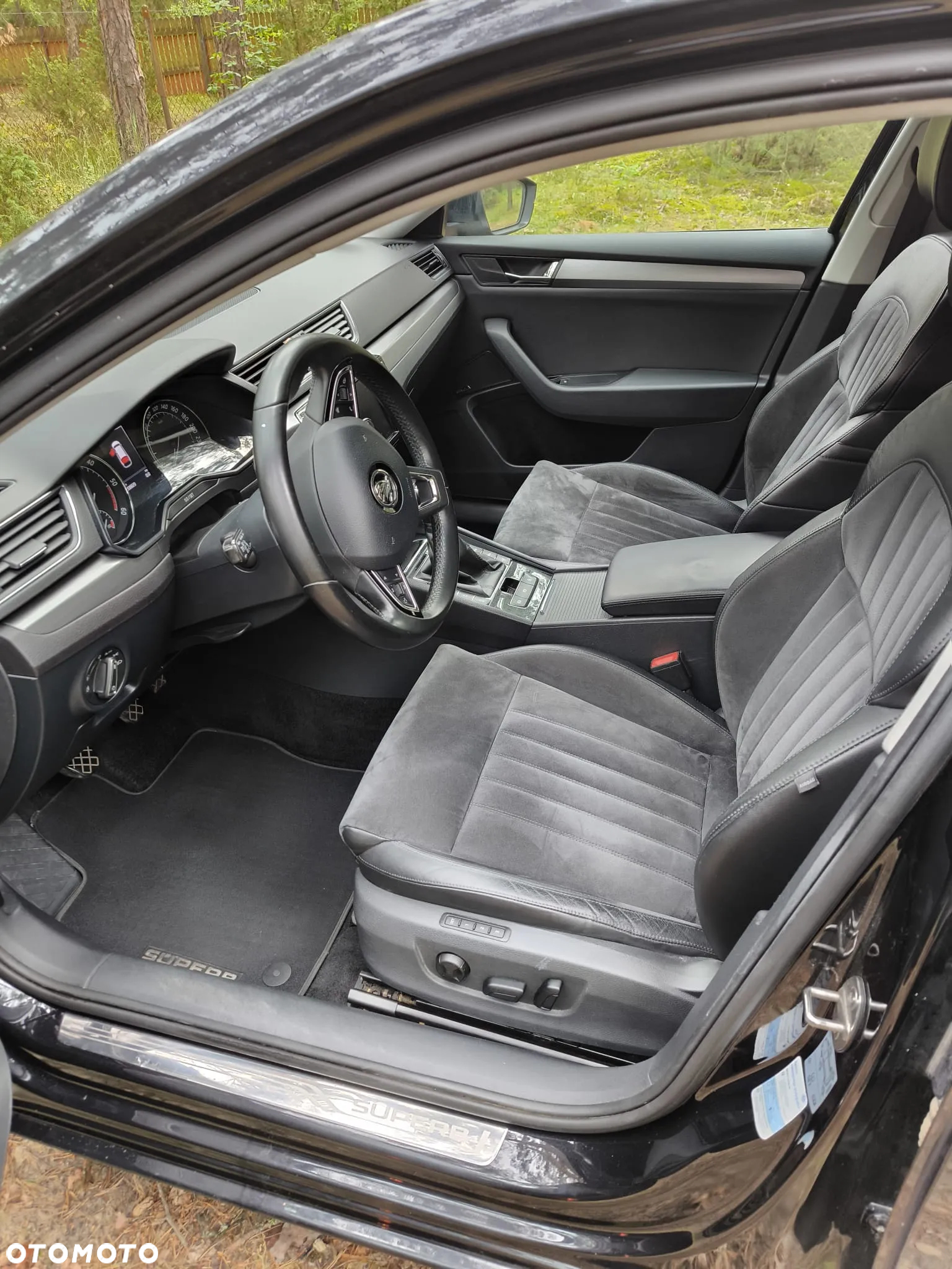 Skoda Superb Combi 2.0 TDI Style - 14