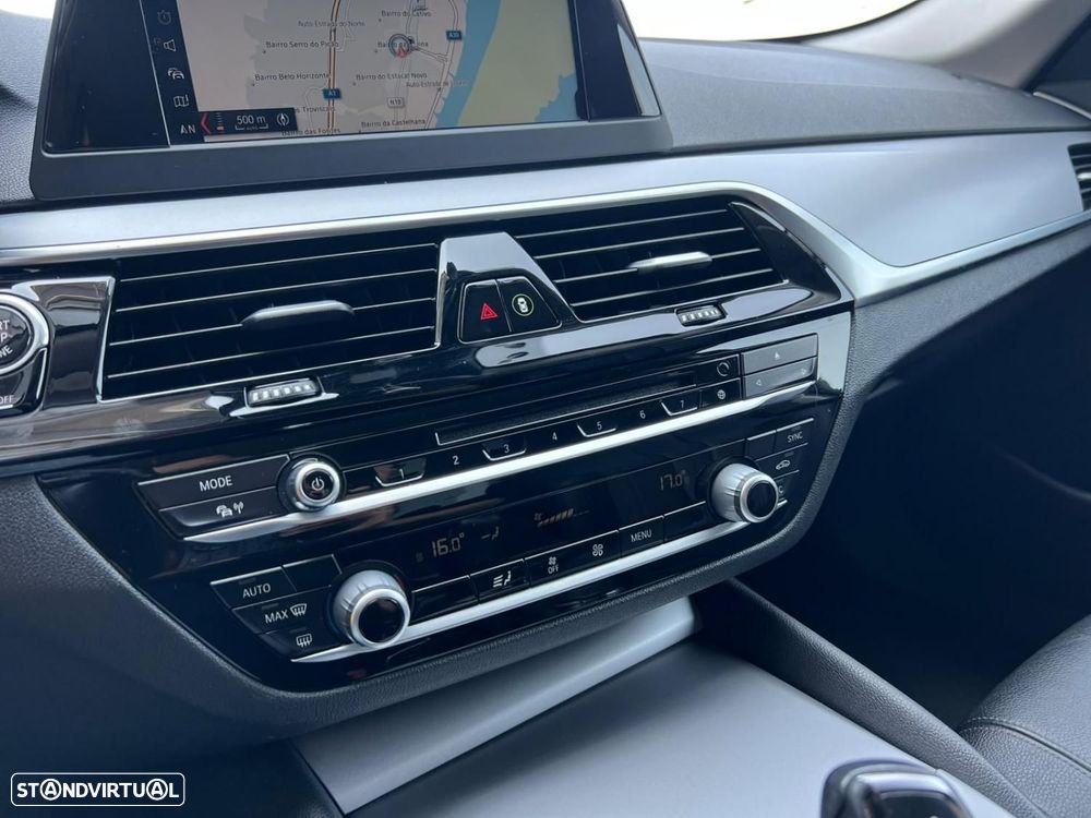 BMW 520 d Auto - 11