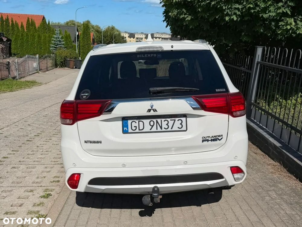 Mitsubishi Outlander Intense + - 6