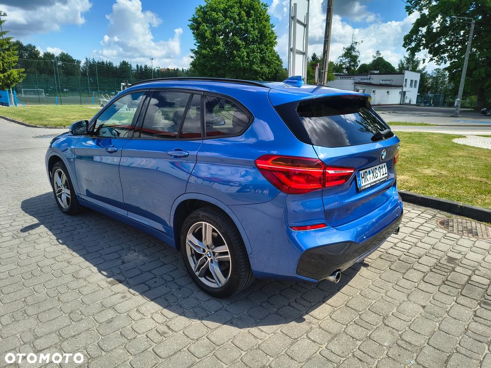 BMW X1 - 13