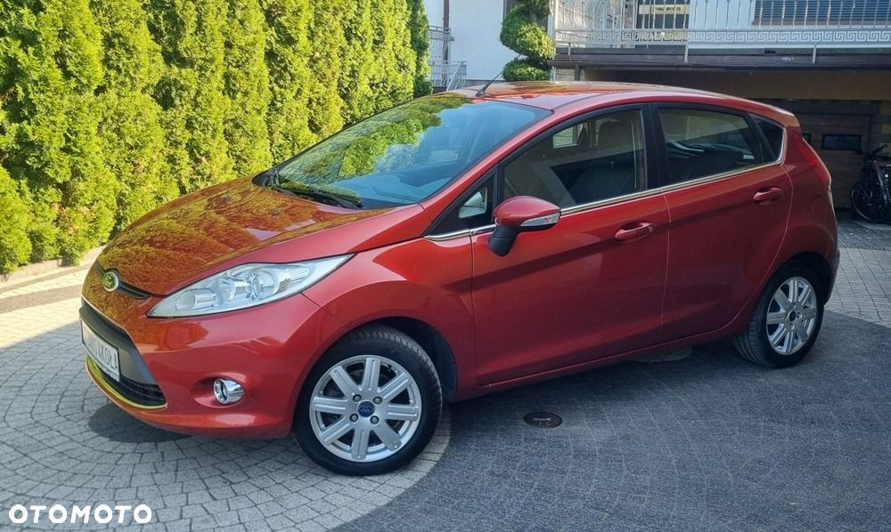 Ford Fiesta - 2