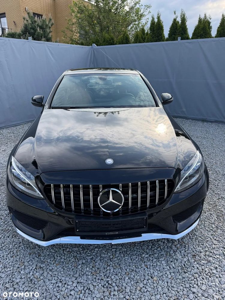 Mercedes-Benz Klasa C 300 7G-TRONIC AMG Line - 4