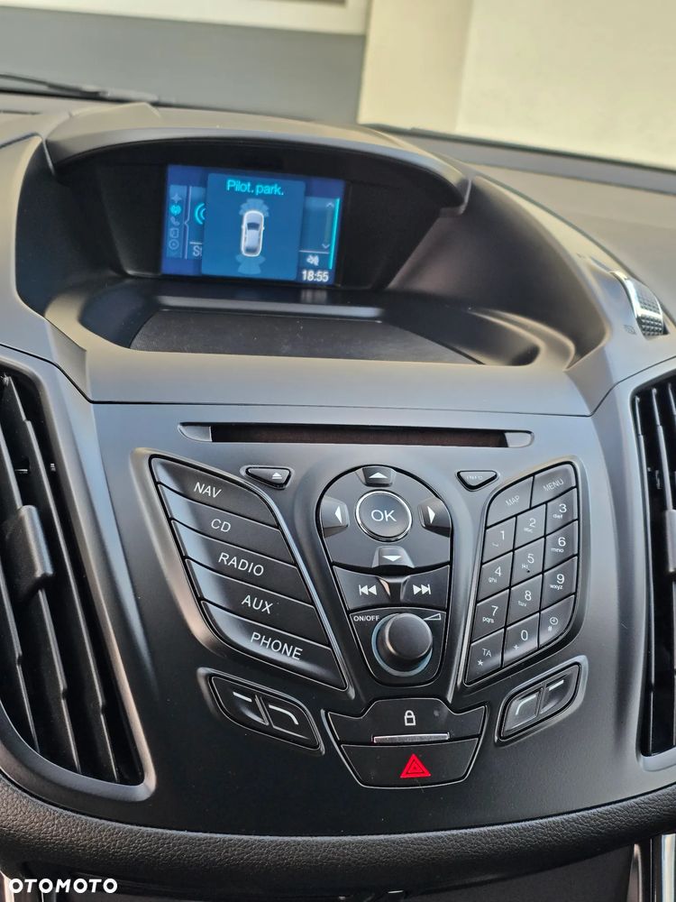 Ford Kuga 2.0 TDCi 2x4 Titanium - 21