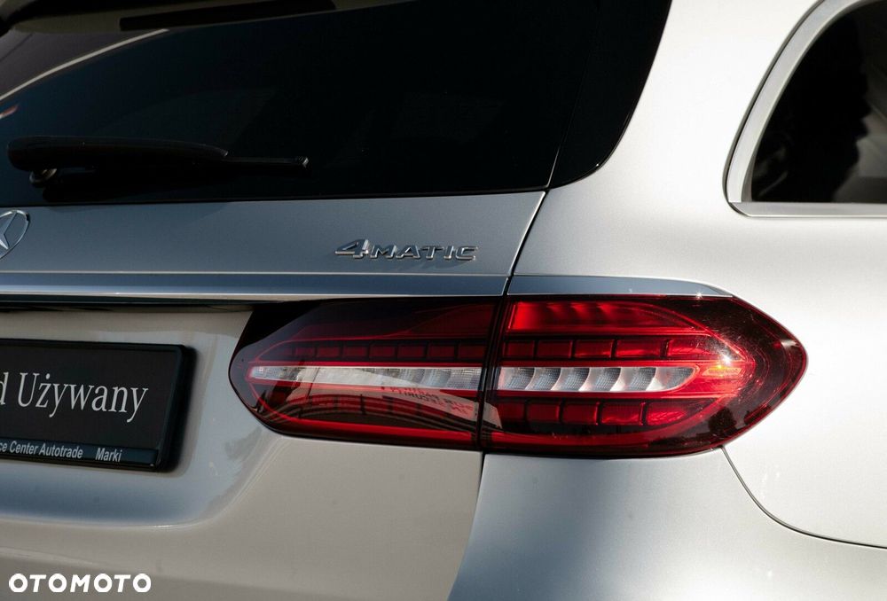 Mercedes-Benz Klasa E - 11