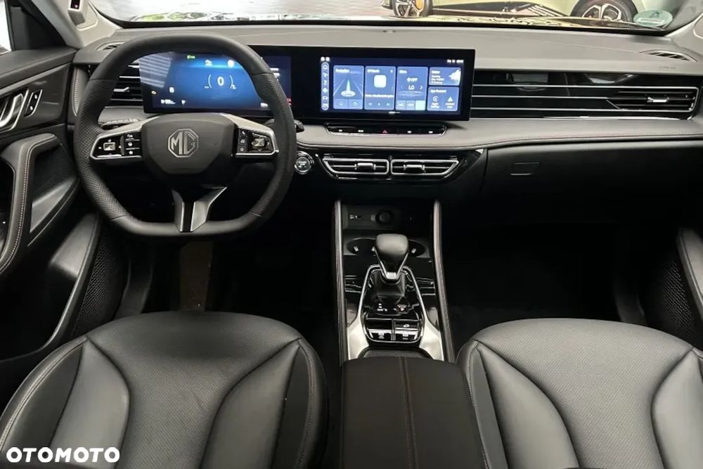 MG HS 1.5 T-GDI Exclusive DCT - 8