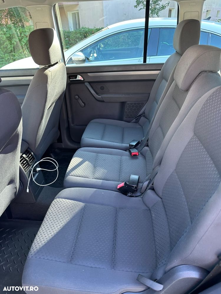 Volkswagen Touran 1.9TDI Highline - 10