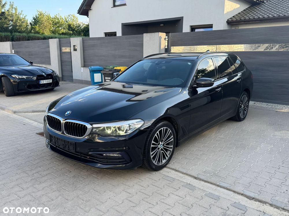 BMW Seria 5 520d Sport Line - 1