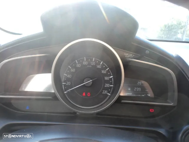 Mazda 2 1.5 Sky.Excellence Navi - 6