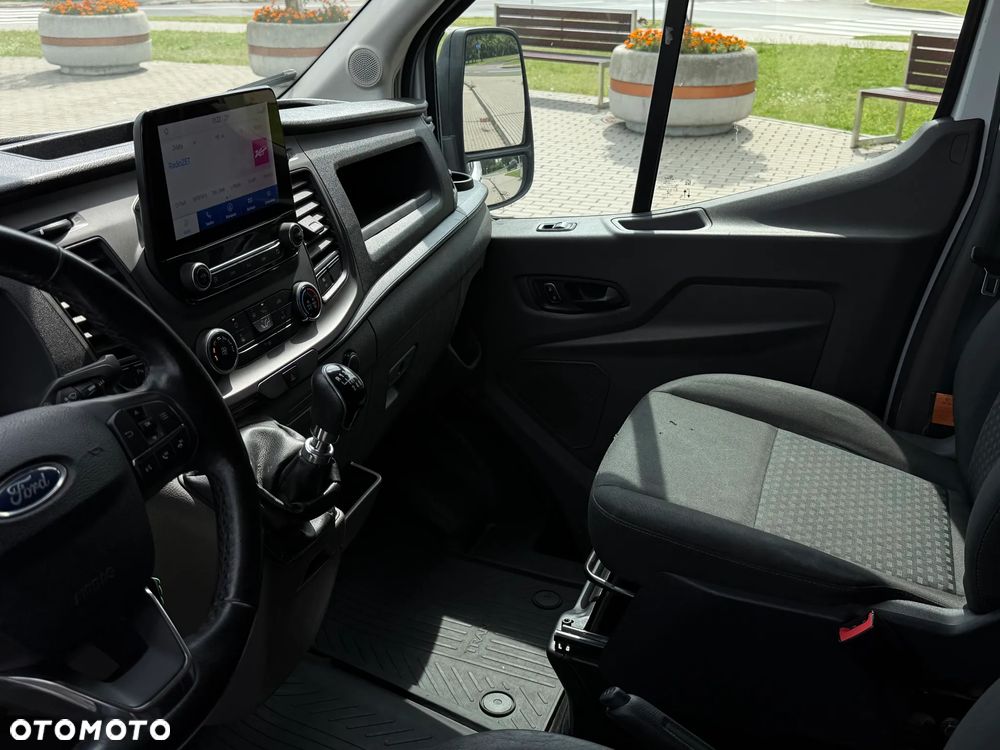 Ford Transit - 11