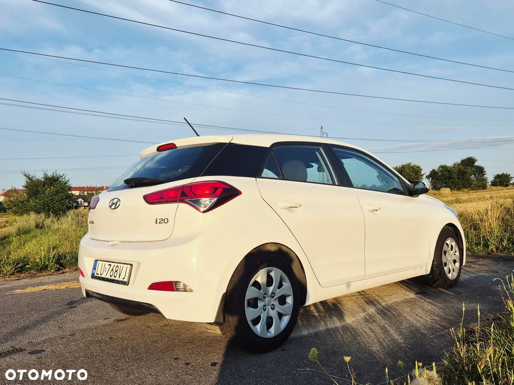 Hyundai i20 - 14
