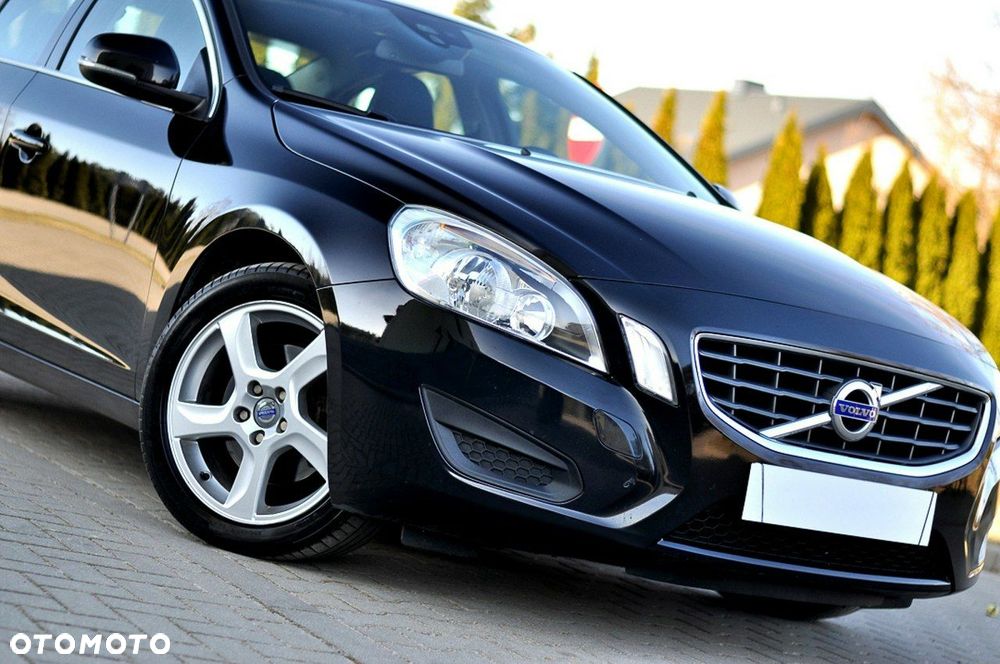 Volvo S60 D3 Geartronic Momentum - 33