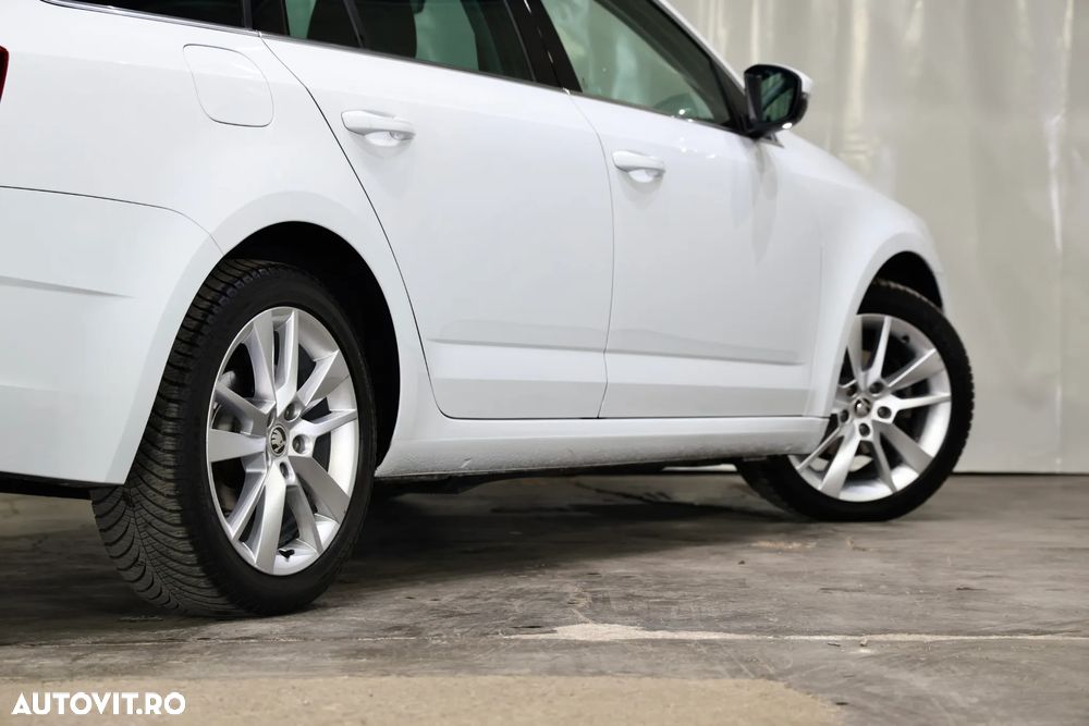 Skoda Octavia 1.6 TDI DSG Ambition - 20