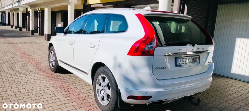 Volvo XC 60 D5 AWD Ocean Race - 14